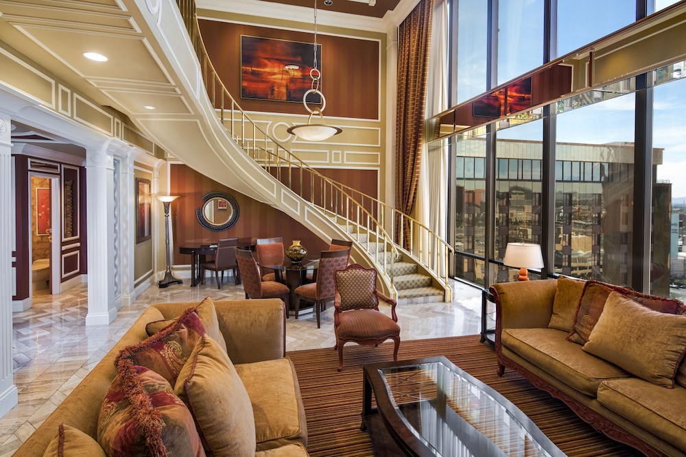 Golden Nugget Las Vegas Hotel & Casino — Hotel rooms in Las Vegas, Nevada