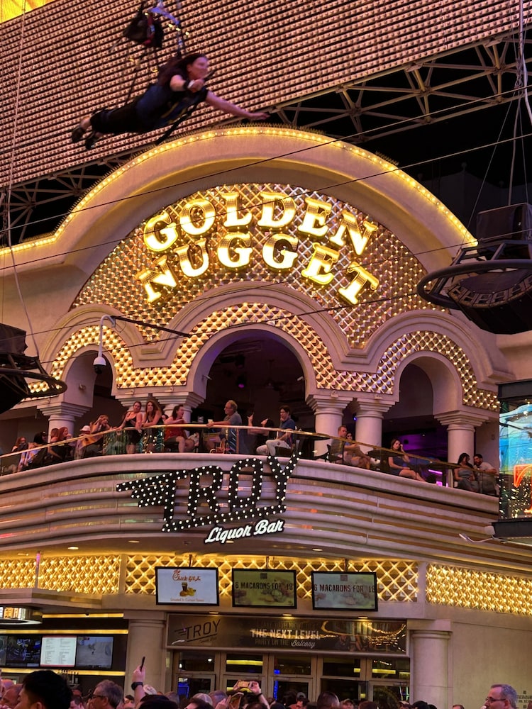 Golden Nugget Las Vegas Hotel & Casino — Hotel building in Las Vegas, Nevada