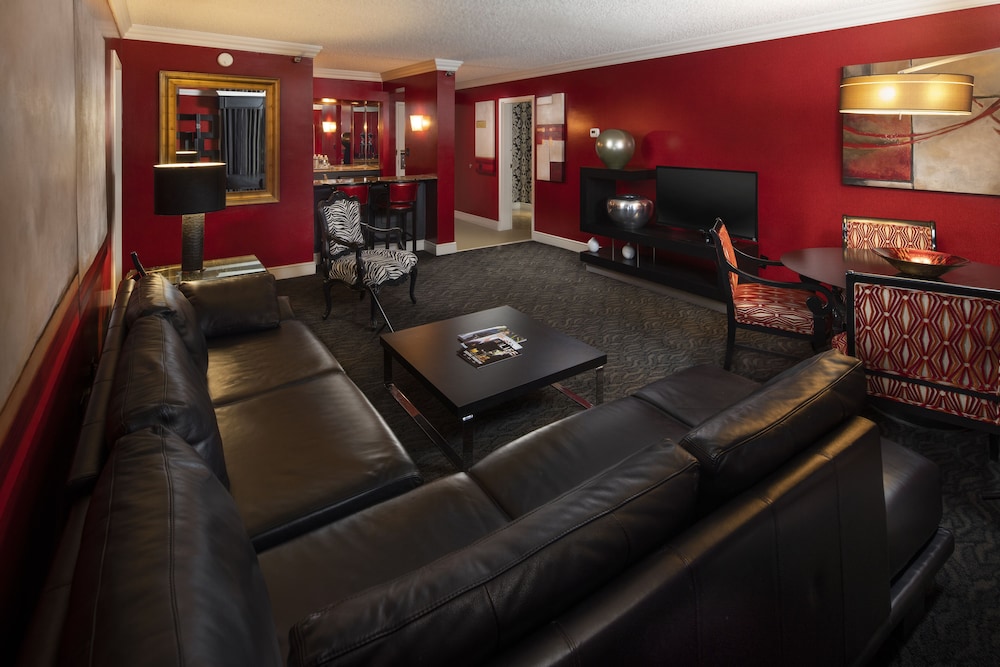 Golden Nugget Las Vegas Hotel & Casino — Hotel rooms in Las Vegas, Nevada