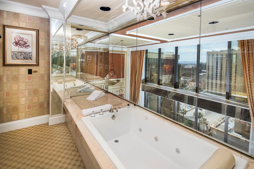 Golden Nugget Las Vegas Hotel & Casino — Hotel rooms in Las Vegas, Nevada