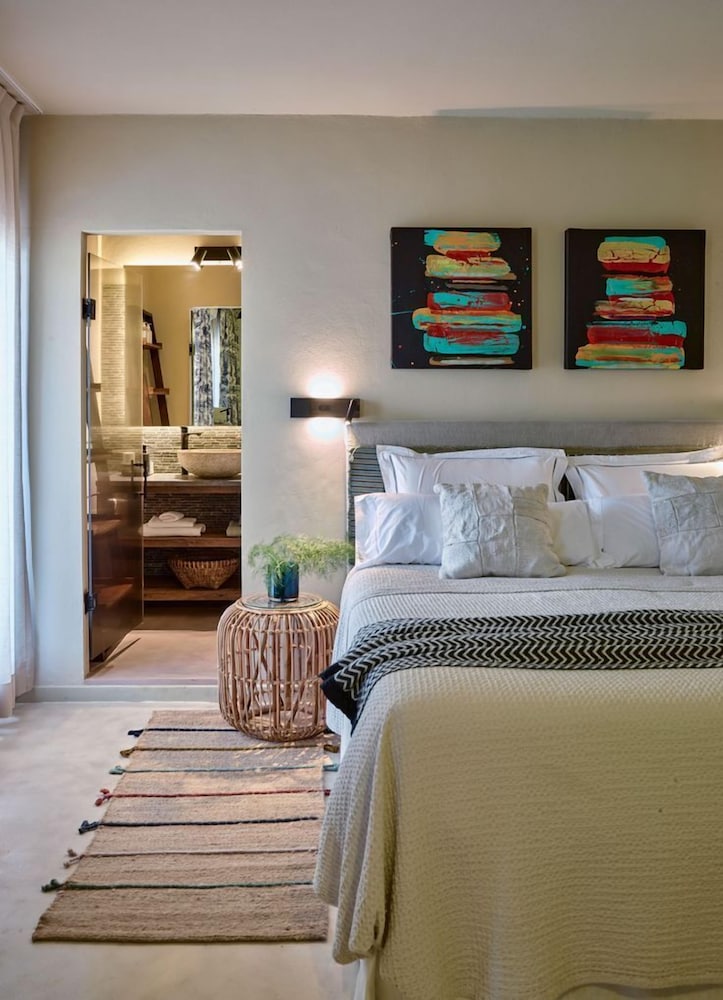 Gare du Nord Hotel — Hotel rooms in Sant Joan de Labritja, Balearic Islands