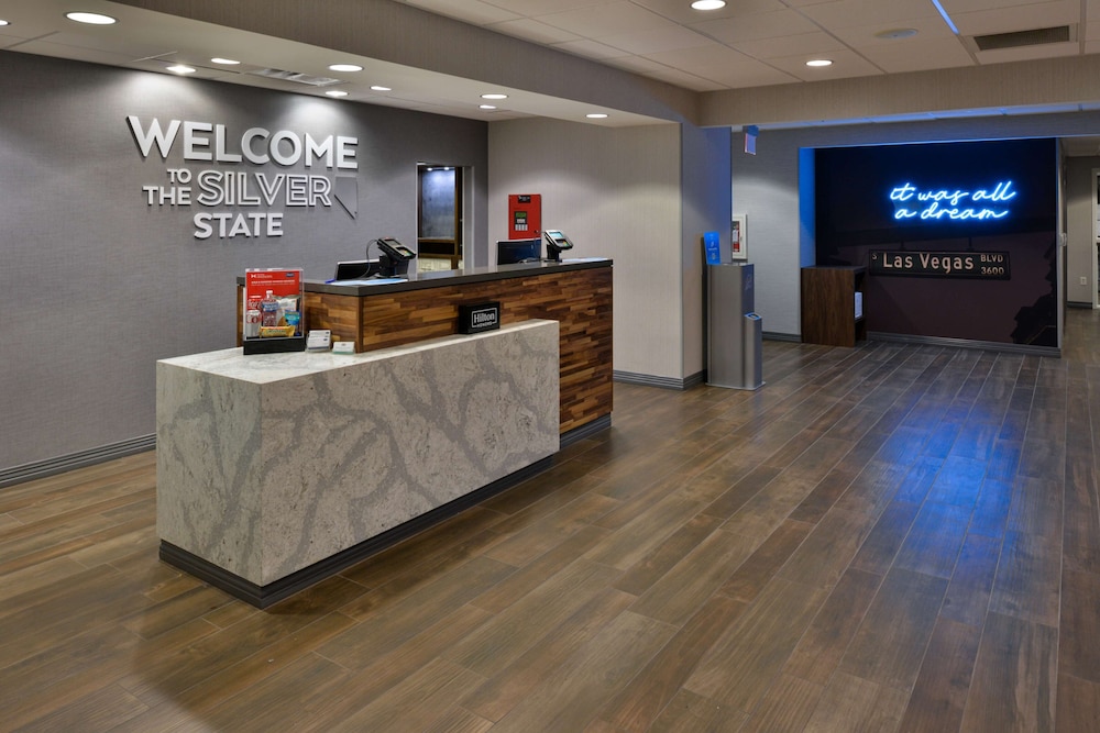 Hampton Inn & Suites Las Vegas Airport — Hotel building in Las Vegas, Nevada