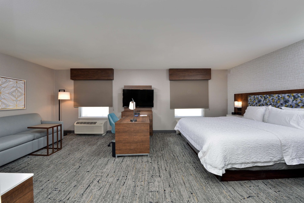Hampton Inn & Suites Las Vegas Airport — Hotel rooms in Las Vegas, Nevada