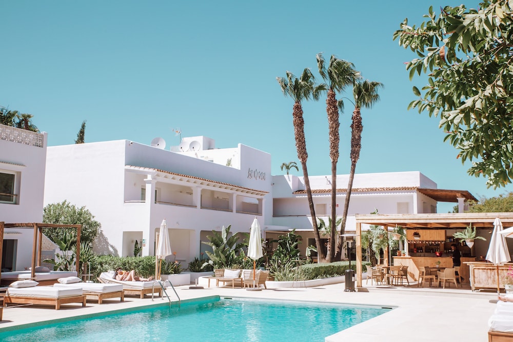 Hotel Boutique & Spa Las Mimosas Ibiza — Hotel building in San Antonio, Balearic Islands