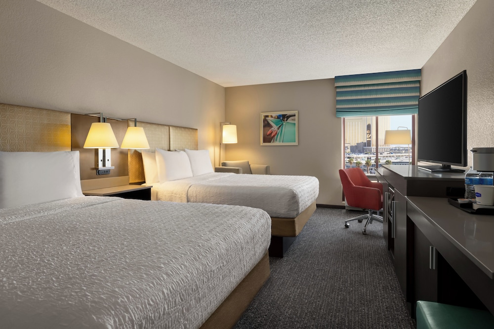 Hampton Inn Tropicana — Hotel rooms in Las Vegas, Nevada