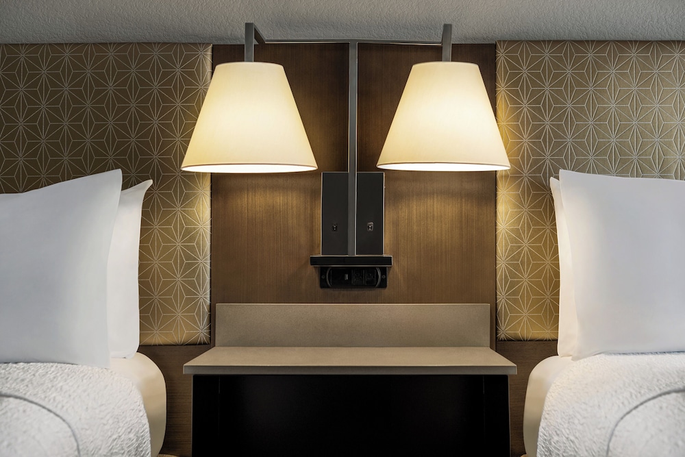 Hampton Inn Tropicana — Hotel rooms in Las Vegas, Nevada