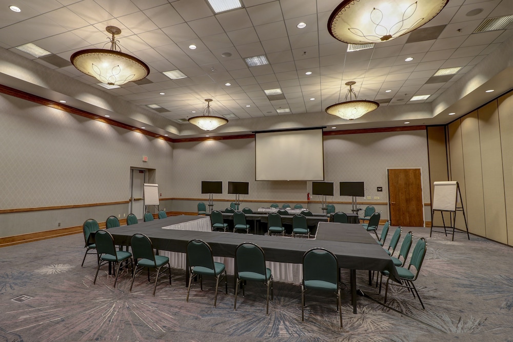 Hampton Inn Tropicana — Hotel building in Las Vegas, Nevada