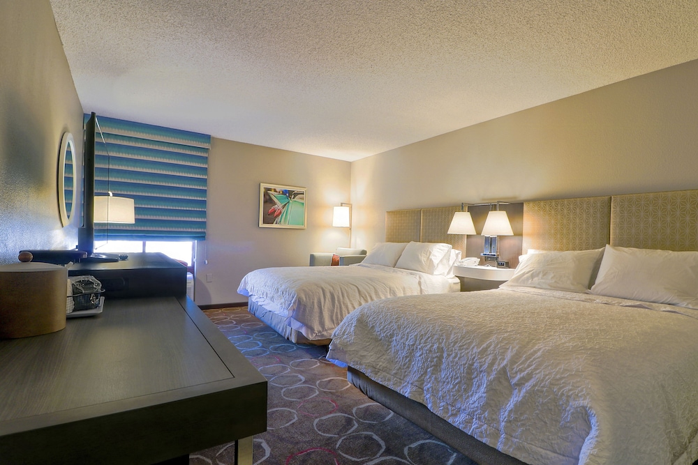 Hampton Inn Tropicana — Hotel rooms in Las Vegas, Nevada