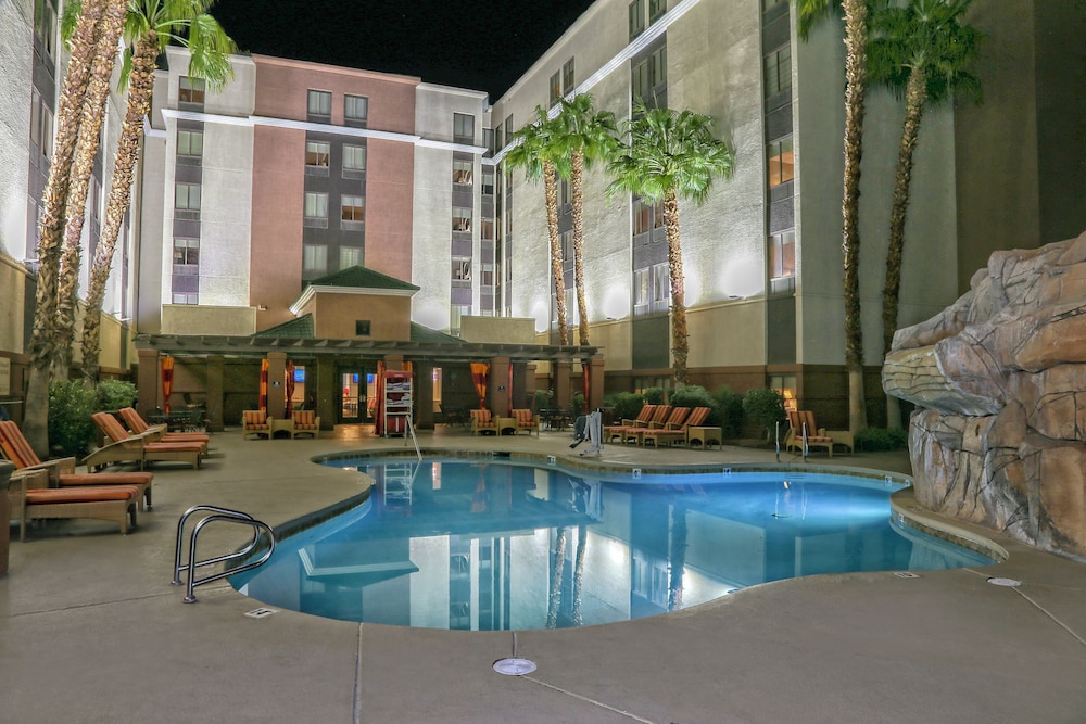 Hampton Inn Tropicana — Swimming pool in Las Vegas, Nevada