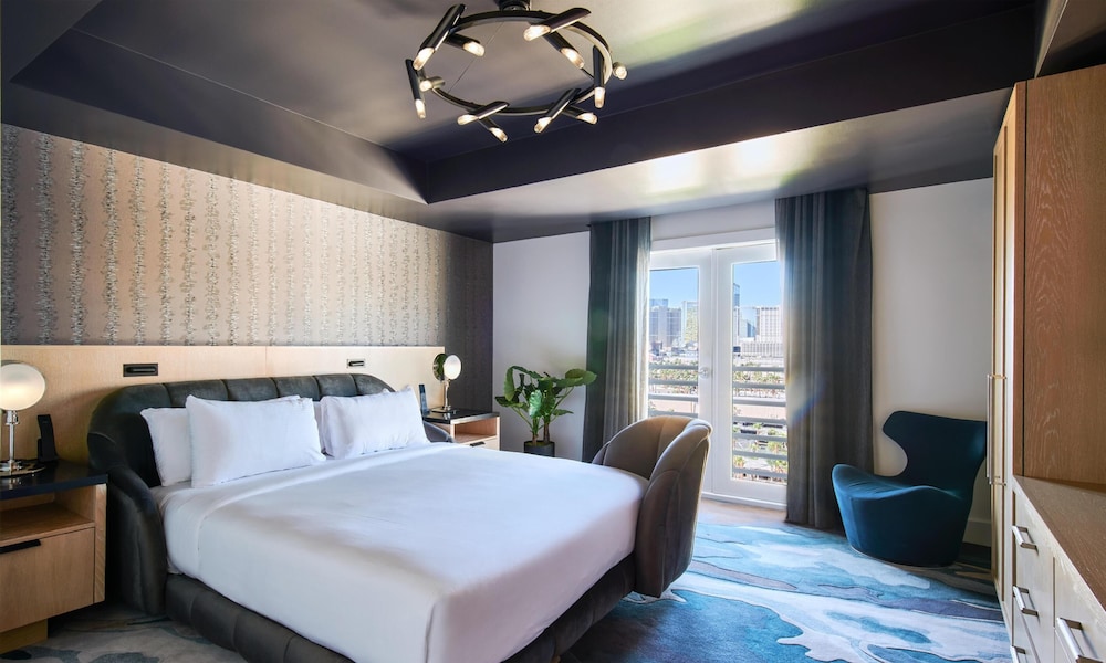 Virgin Hotel Las Vegas, Curio Collection by Hilton — Hotel rooms in Las Vegas, Nevada