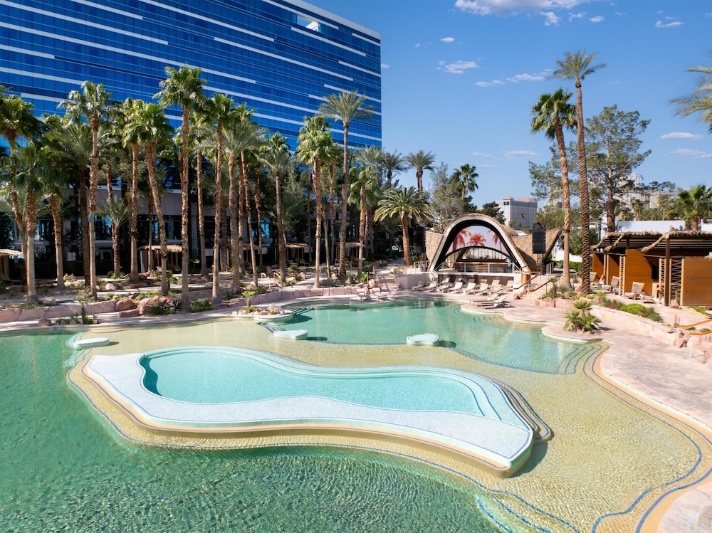 Virgin Hotel Las Vegas, Curio Collection by Hilton — Swimming pool in Las Vegas, Nevada