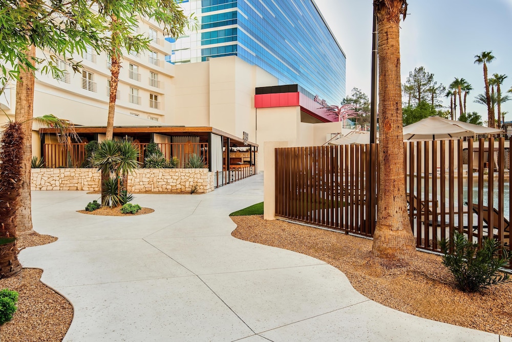 Virgin Hotel Las Vegas, Curio Collection by Hilton — Hotel building in Las Vegas, Nevada