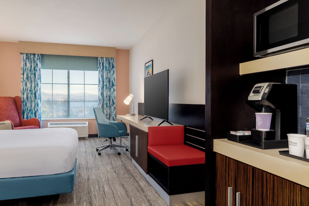 Hilton Garden Inn Las Vegas Strip South — Hotel rooms in Las Vegas, Nevada