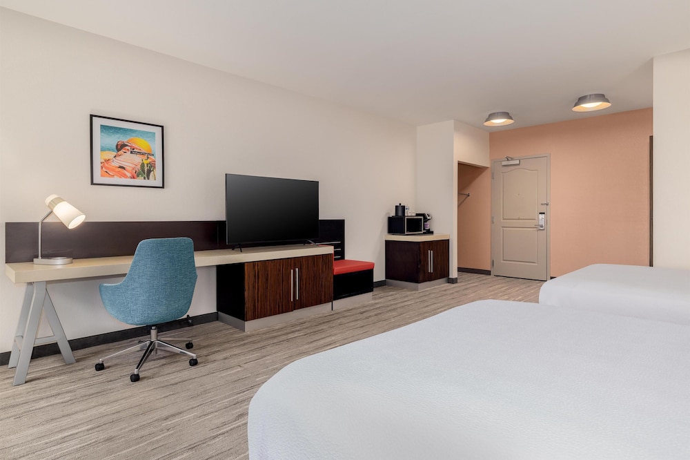 Hilton Garden Inn Las Vegas Strip South — Hotel rooms in Las Vegas, Nevada