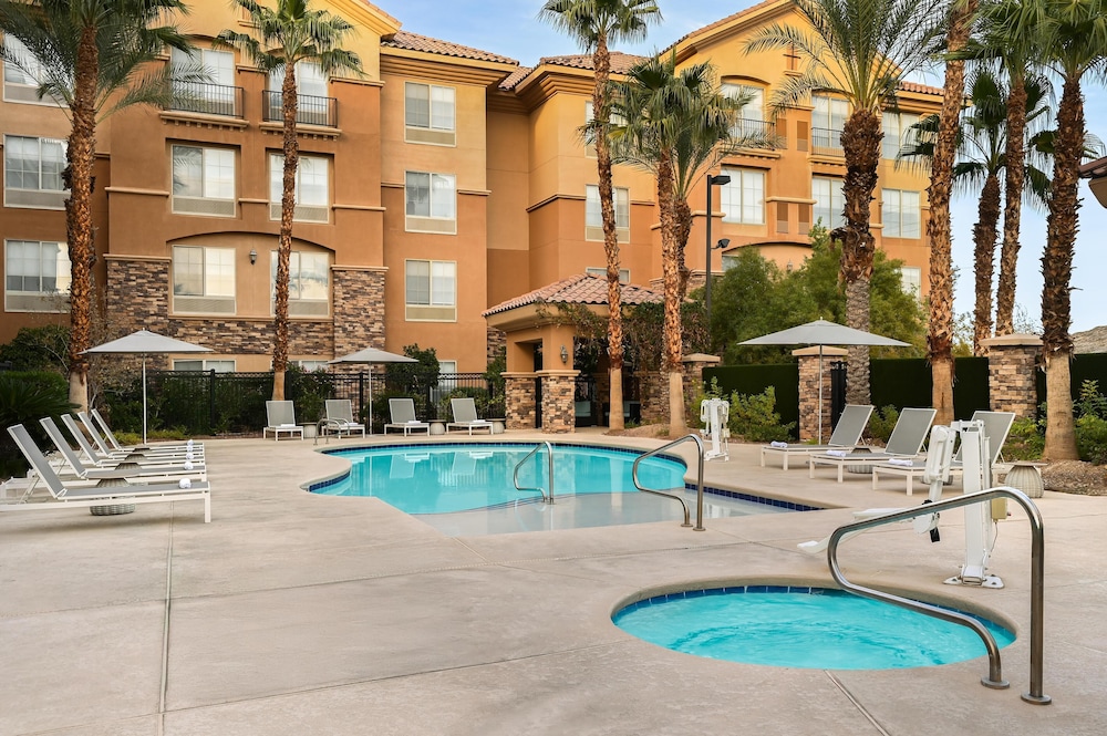 Hilton Garden Inn Las Vegas Strip South — Swimming pool in Las Vegas, Nevada