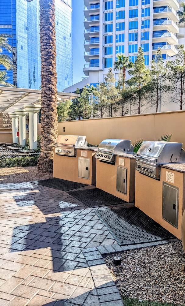 Hilton Grand Vacations Club on the Las Vegas Strip — Sports & recreation in Las Vegas, Nevada