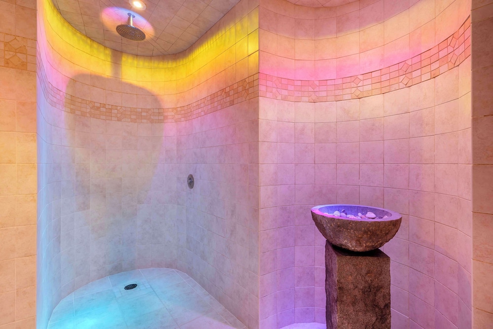 Hilton Grand Vacations Club on the Las Vegas Strip — Spa in Las Vegas, Nevada