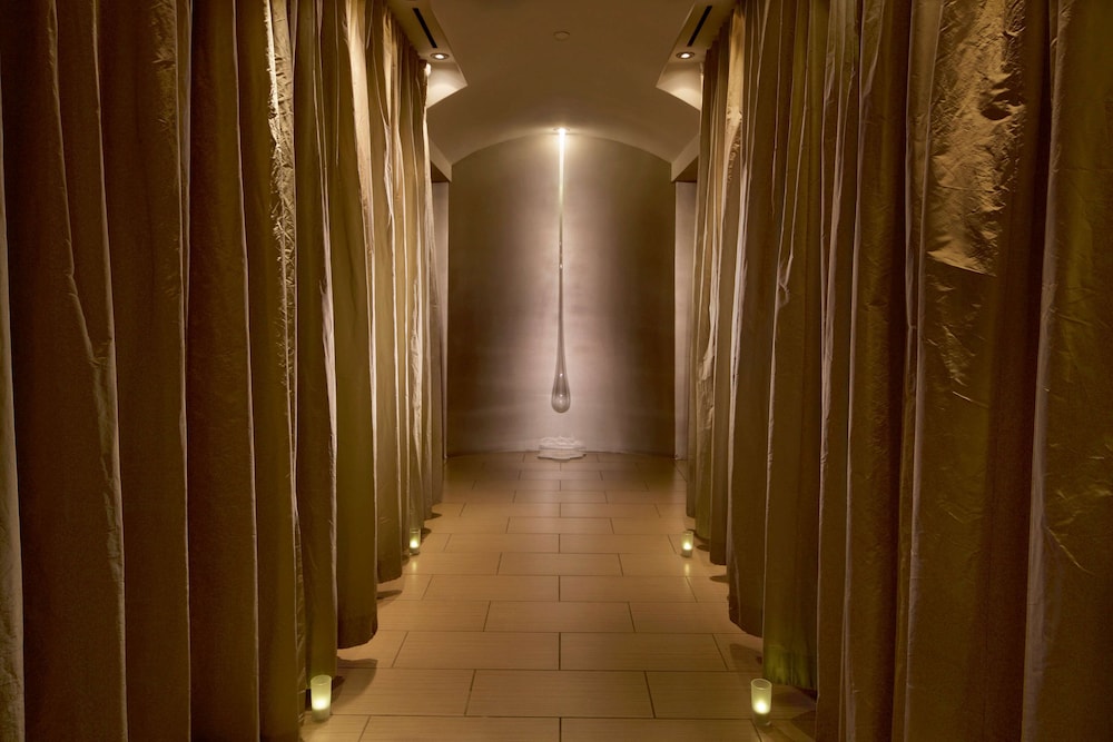 Hilton Grand Vacations Club on the Las Vegas Strip — Spa in Las Vegas, Nevada