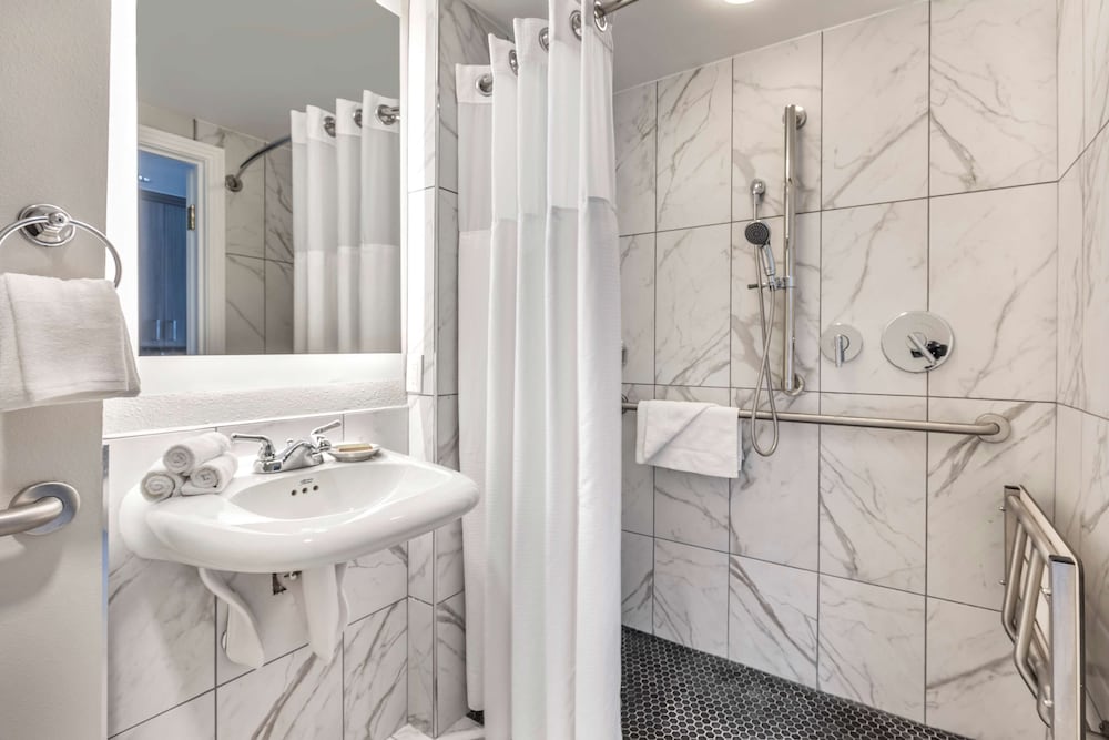 Hilton Grand Vacations Club on the Las Vegas Strip — Hotel rooms in Las Vegas, Nevada