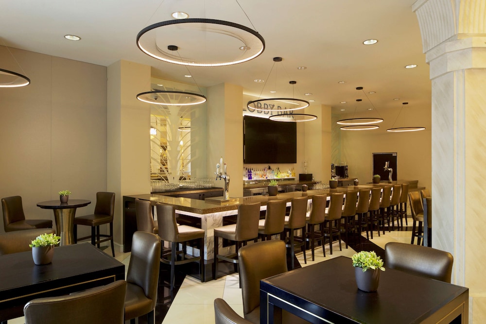 Hilton Grand Vacations Club on the Las Vegas Strip — Restaurant & bars in Las Vegas, Nevada