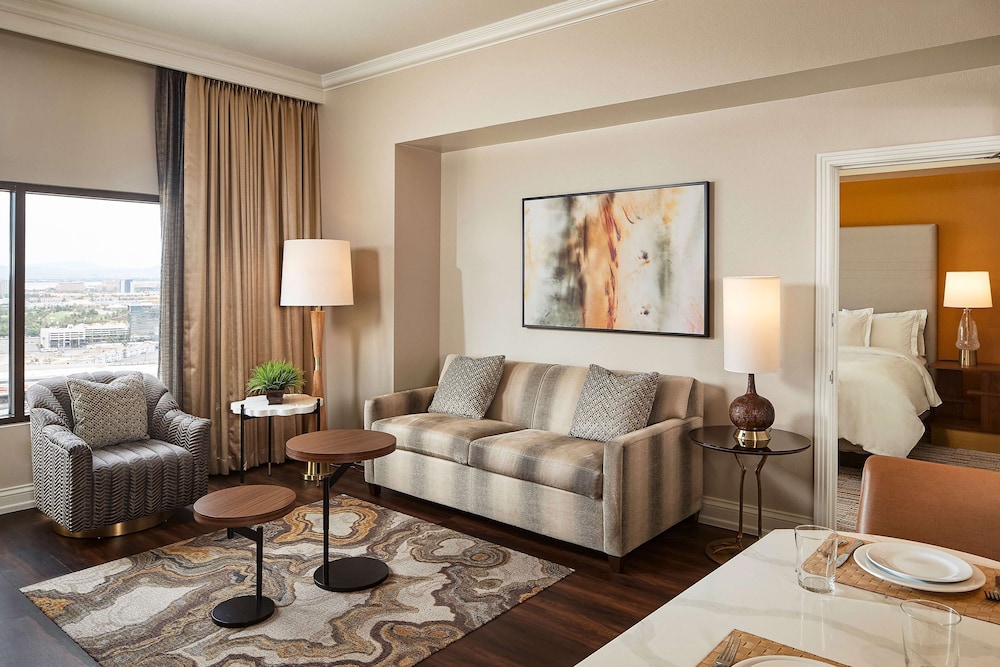 Hilton Grand Vacations Club on the Las Vegas Strip — Hotel rooms in Las Vegas, Nevada