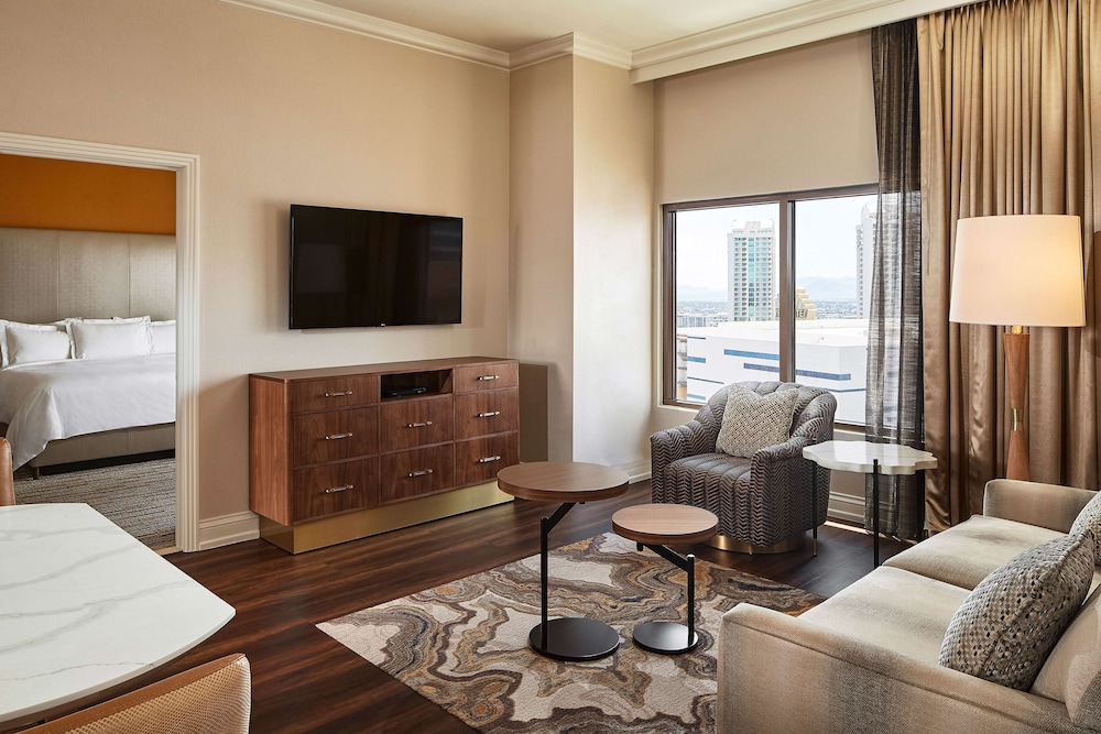 Hilton Grand Vacations Club on the Las Vegas Strip — Hotel rooms in Las Vegas, Nevada