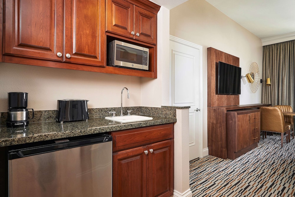Hilton Grand Vacations Club on the Las Vegas Strip — Hotel rooms in Las Vegas, Nevada