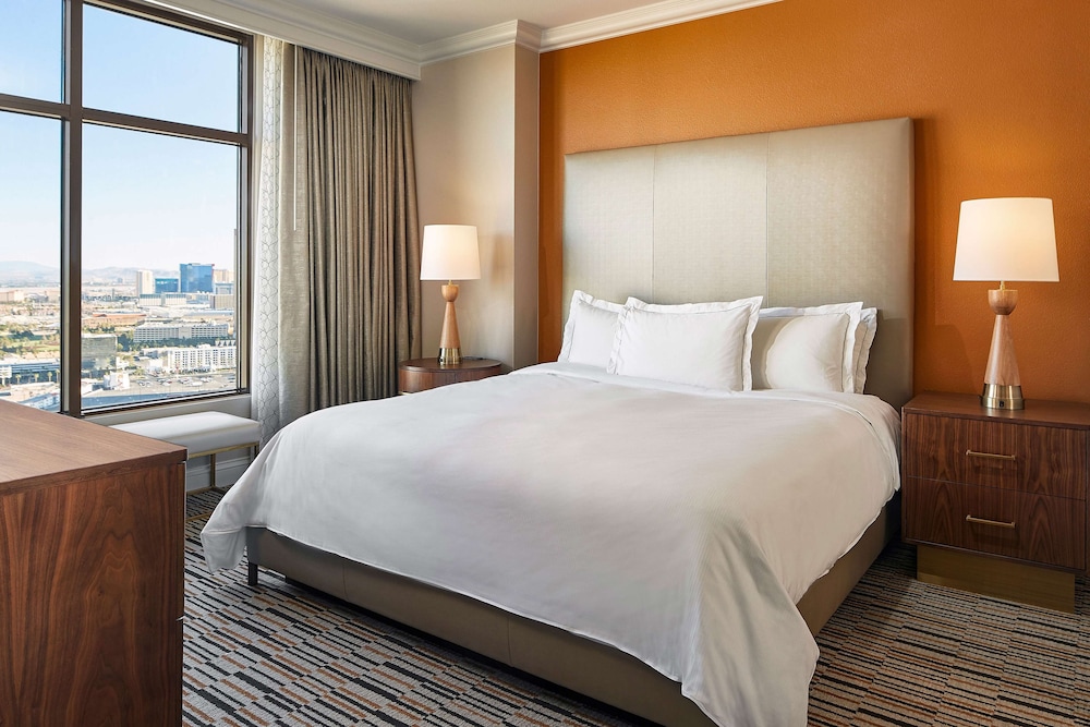 Hilton Grand Vacations Club on the Las Vegas Strip — Hotel rooms in Las Vegas, Nevada