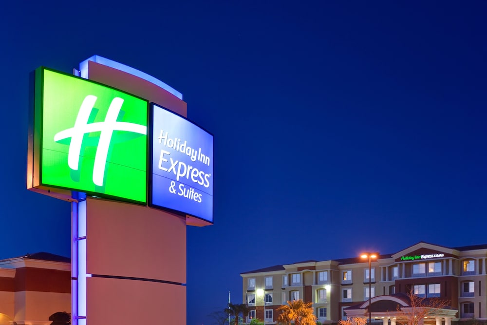 Holiday Inn Express & Suites Las Vegas SW - Spring Valley by IHG — Hotel building in Las Vegas, Nevada