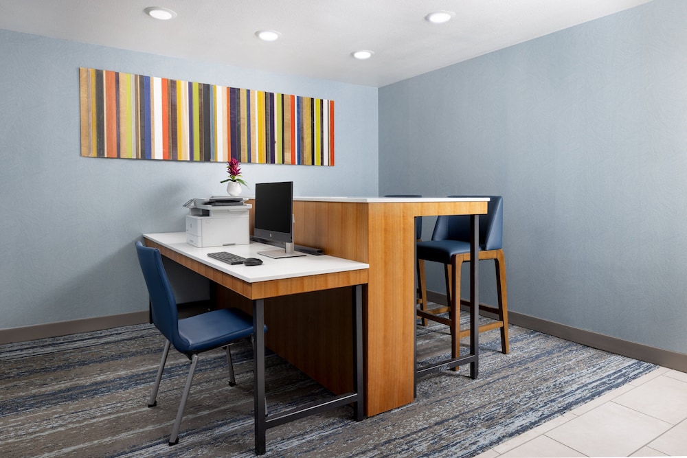 Holiday Inn Express Las Vegas - Stadium Area by IHG — Hotel building in Las Vegas, Nevada