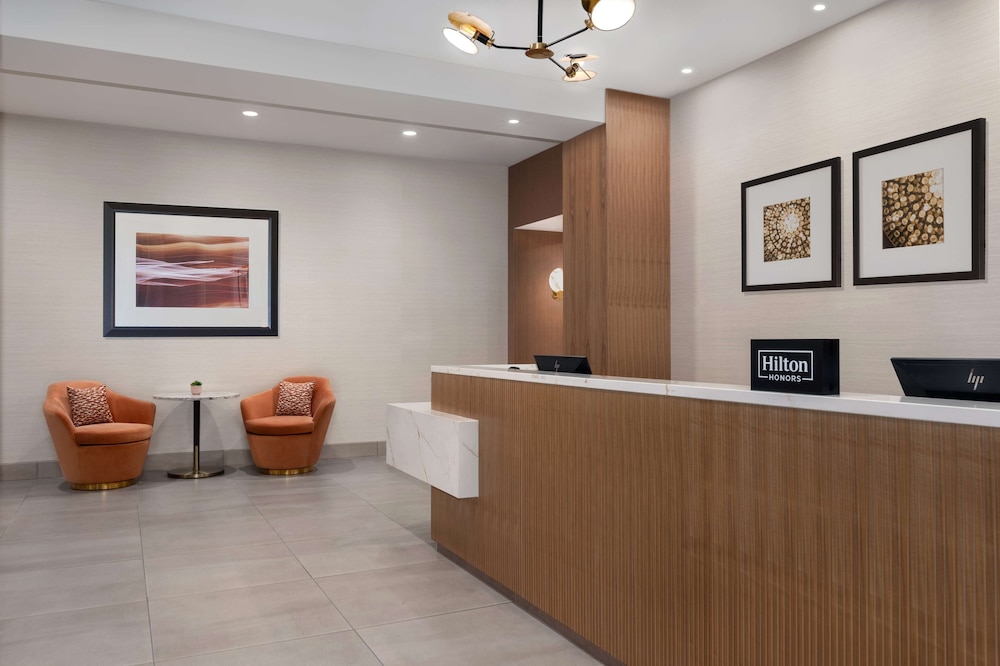 DoubleTree by Hilton Las Vegas East Flamingo — Hotel building in Las Vegas, Nevada
