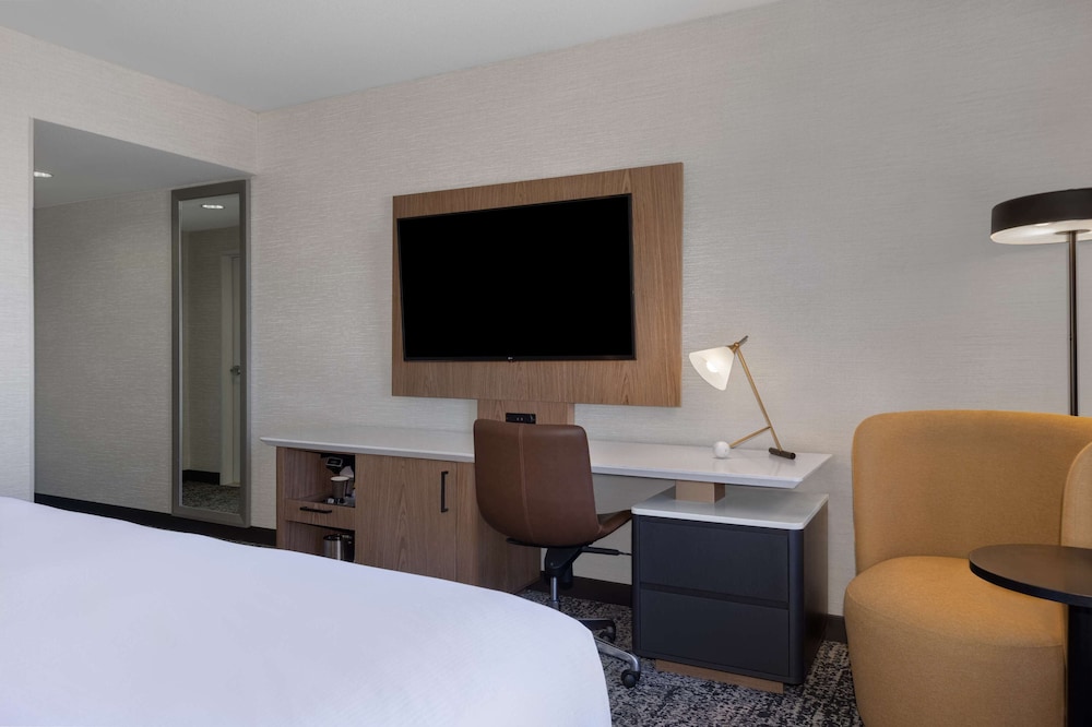 DoubleTree by Hilton Las Vegas East Flamingo — Hotel rooms in Las Vegas, Nevada