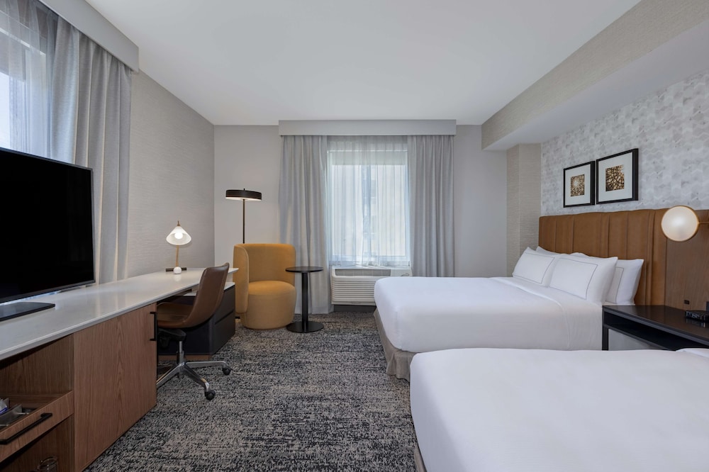 DoubleTree by Hilton Las Vegas East Flamingo — Hotel rooms in Las Vegas, Nevada