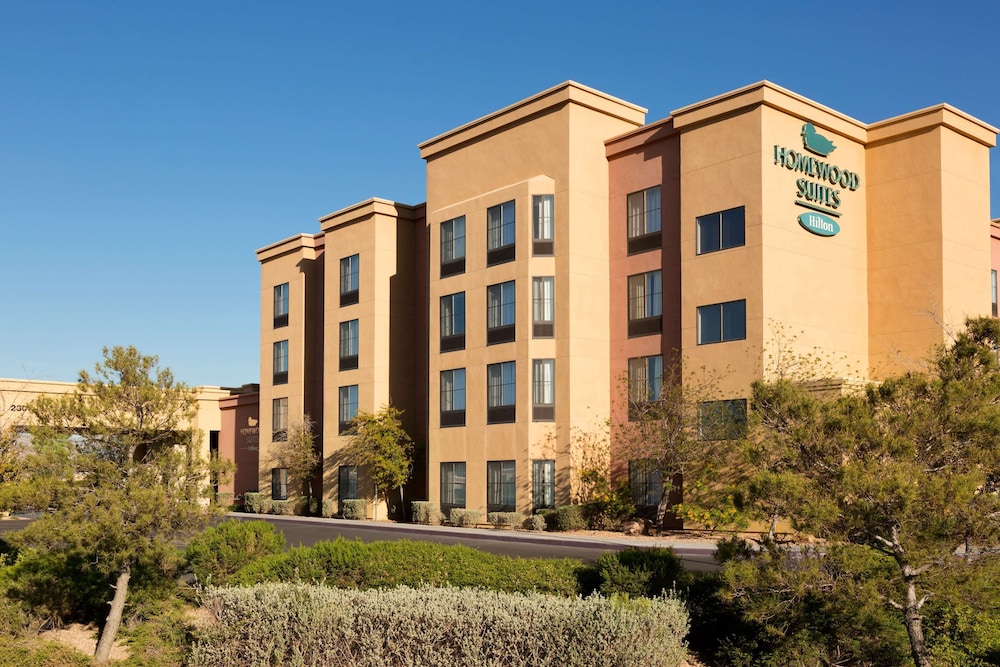 Homewood Suites by Hilton Las Vegas Airport — Hotel building in Las Vegas, Nevada