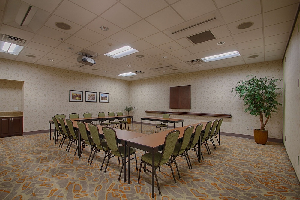 Homewood Suites by Hilton Las Vegas Airport — Hotel building in Las Vegas, Nevada