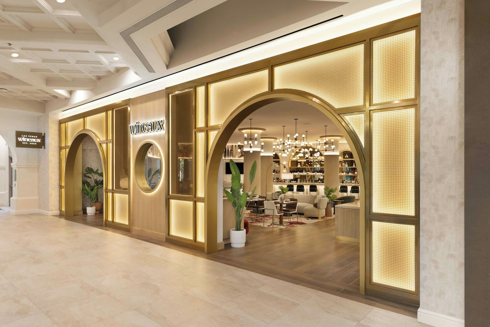 JW Marriott Las Vegas Resort & Spa — Restaurant & bars in Las Vegas, Nevada