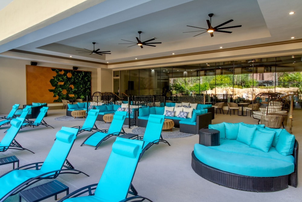 JW Marriott Las Vegas Resort & Spa — Restaurant & bars in Las Vegas, Nevada