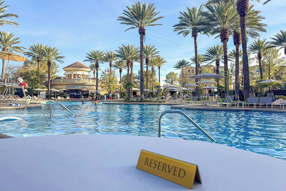 JW Marriott Las Vegas Resort & Spa — Swimming pool in Las Vegas, Nevada