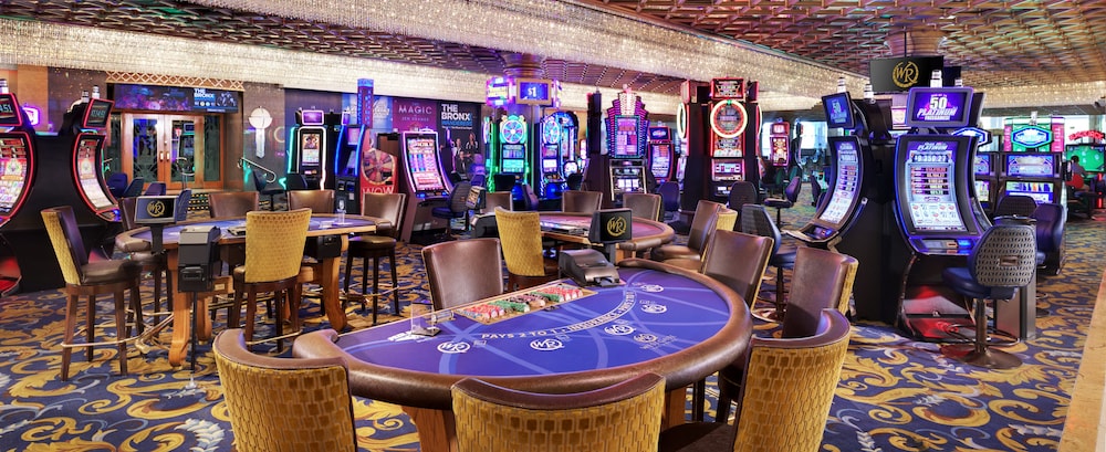 Westgate Las Vegas Resort & Casino — Restaurant & bars in Las Vegas, Nevada