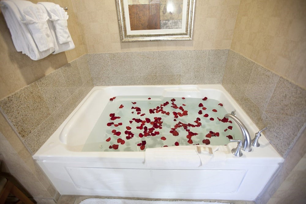 The Platinum Hotel — Spa in Las Vegas, Nevada