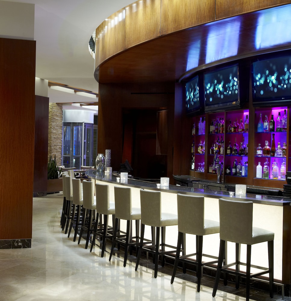 Renaissance Las Vegas Hotel — Restaurant & bars in Las Vegas, Nevada