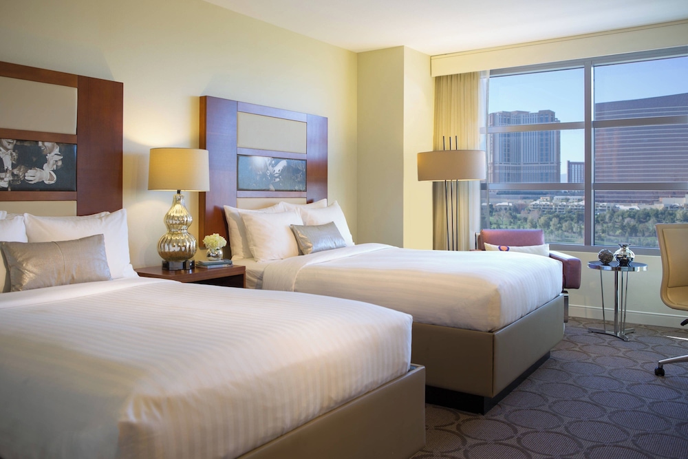 Renaissance Las Vegas Hotel — Hotel rooms in Las Vegas, Nevada