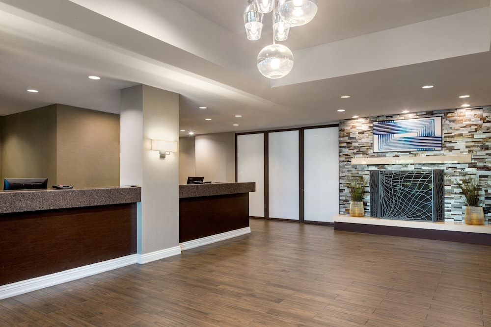 Residence Inn by Marriott Las Vegas Hughes Center — Hotel building in Las Vegas, Nevada