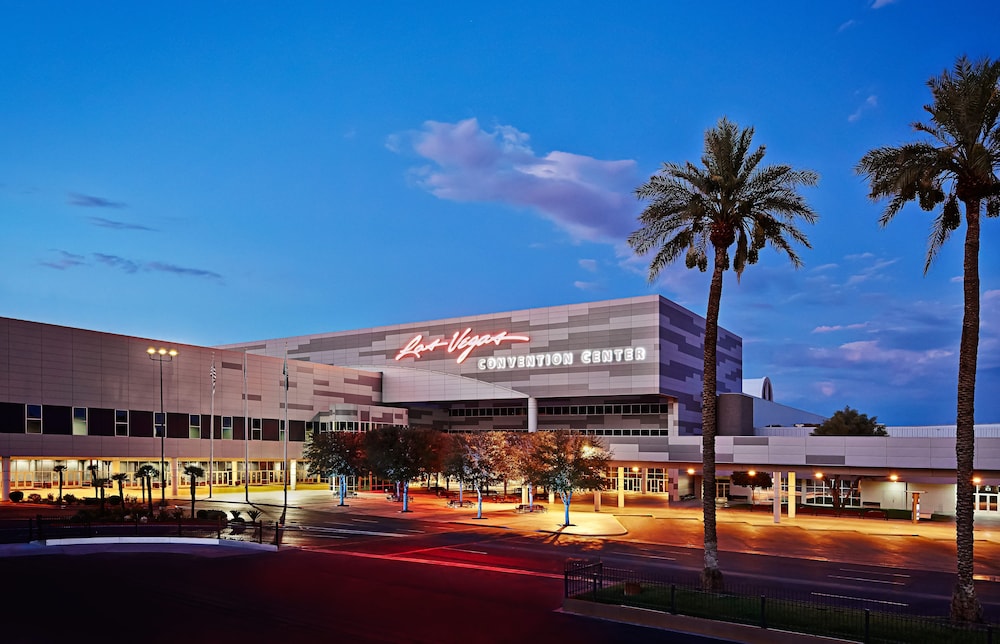 Residence Inn by Marriott Las Vegas Hughes Center — Hotel building in Las Vegas, Nevada