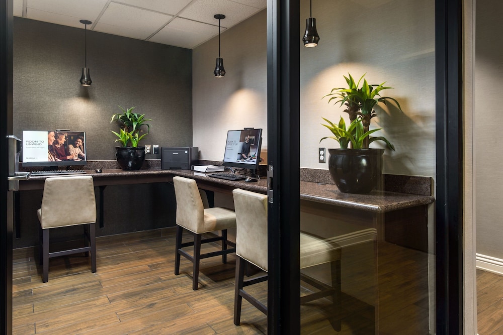 Residence Inn by Marriott Las Vegas Hughes Center — Hotel building in Las Vegas, Nevada