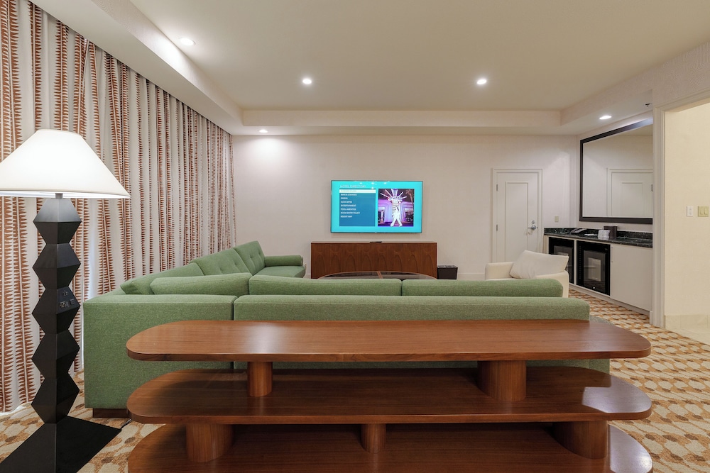 Rio Hotel & Casino, a Destination by Hyatt Hotel — Hotel rooms in Las Vegas, Nevada