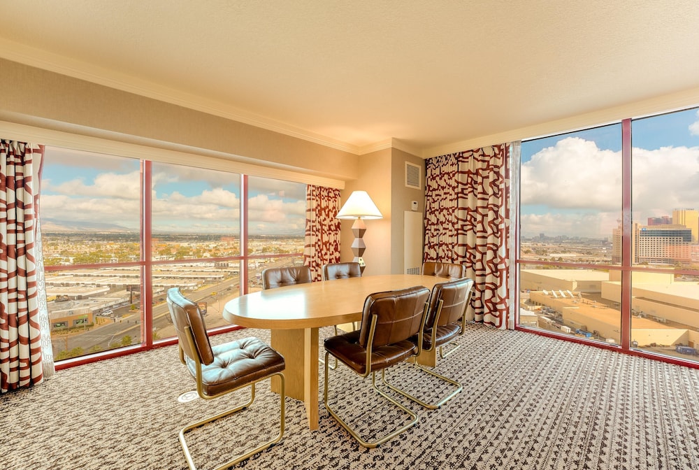 Rio Hotel & Casino, a Destination by Hyatt Hotel — Hotel rooms in Las Vegas, Nevada