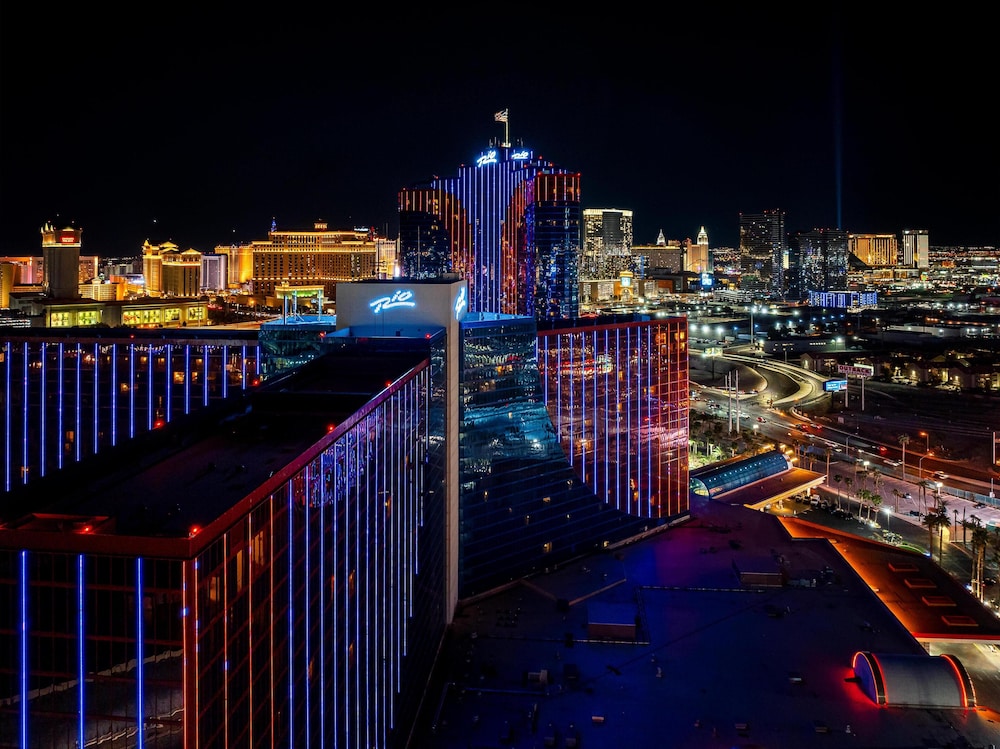 Rio Hotel & Casino, a Destination by Hyatt Hotel — Hotel building in Las Vegas, Nevada