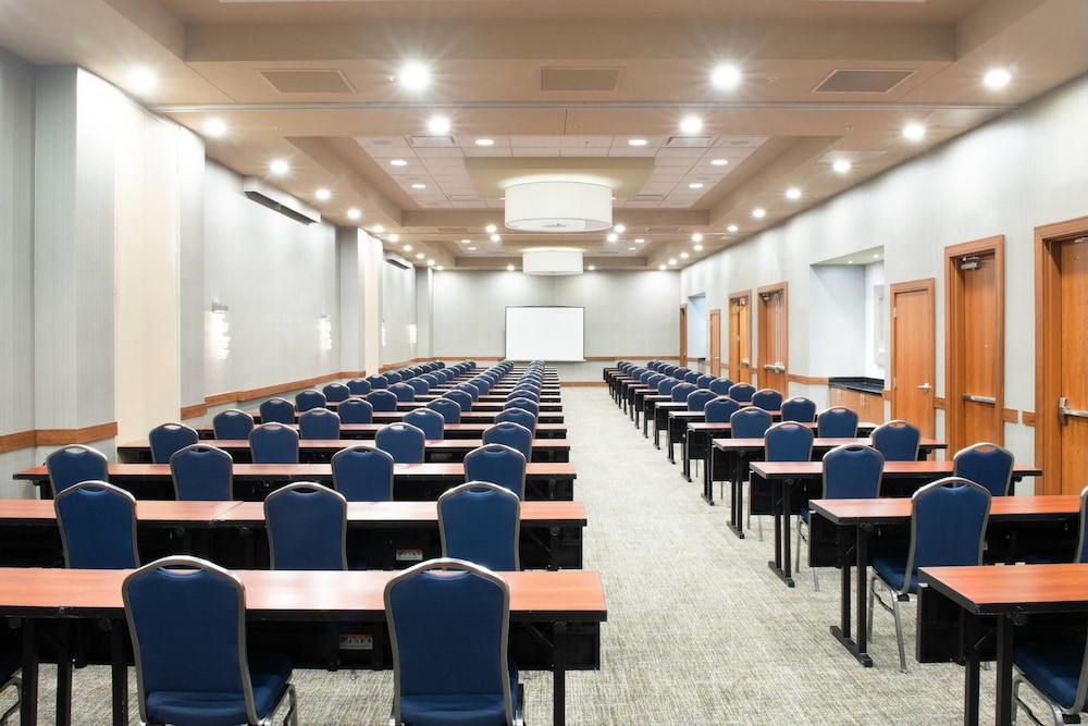 SpringHill Suites by Marriott Las Vegas Convention Center — Hotel building in Las Vegas, Nevada