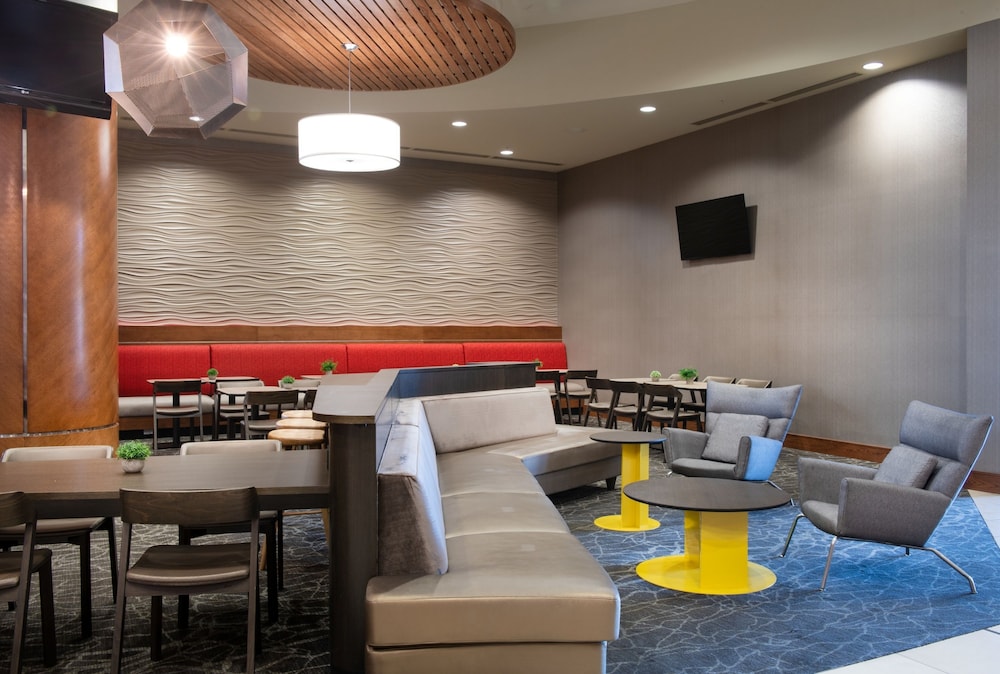SpringHill Suites by Marriott Las Vegas Convention Center — Restaurant & bars in Las Vegas, Nevada